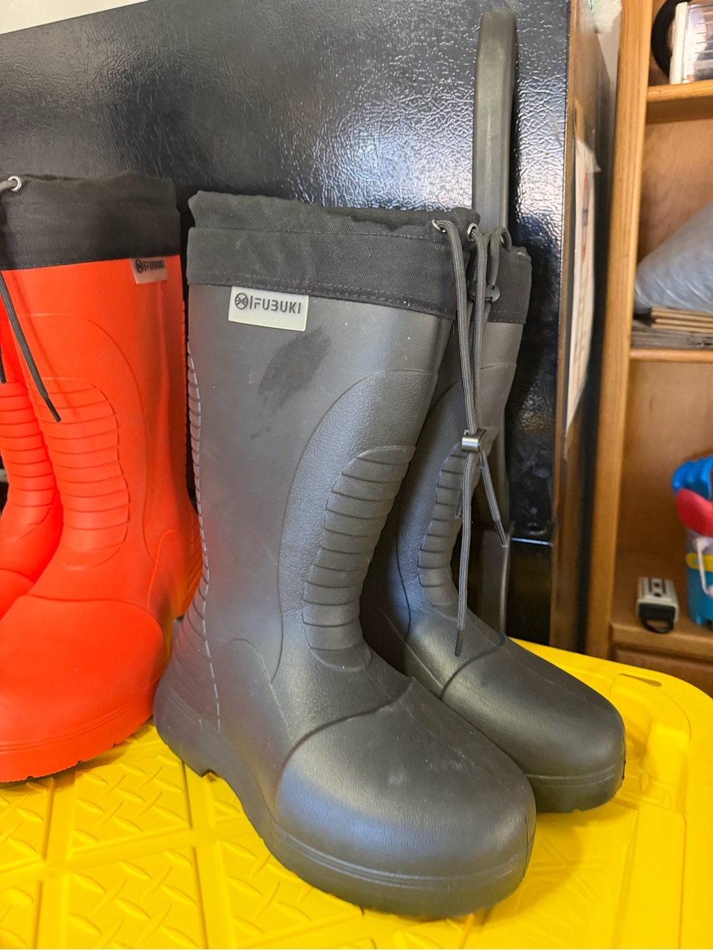 Women's Black Waterproof Winter Boots